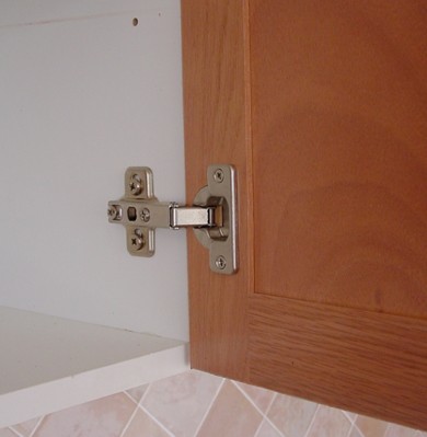 European Cabinetry Hinge