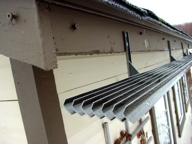 rainhandler_roofing_eavetroughs