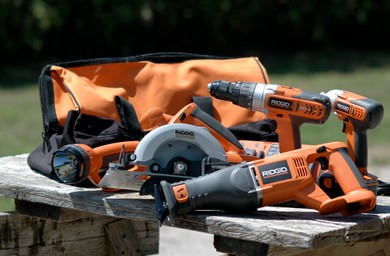 ridgid_combo_five_cordless_power_tools