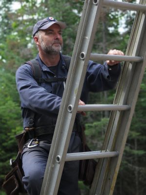 steve_climbing