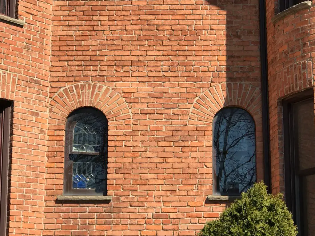 classic brick thick arch