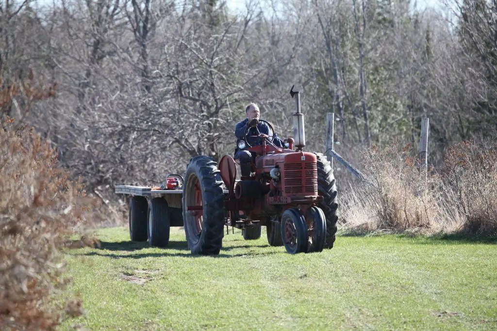 Steve'S Tractor